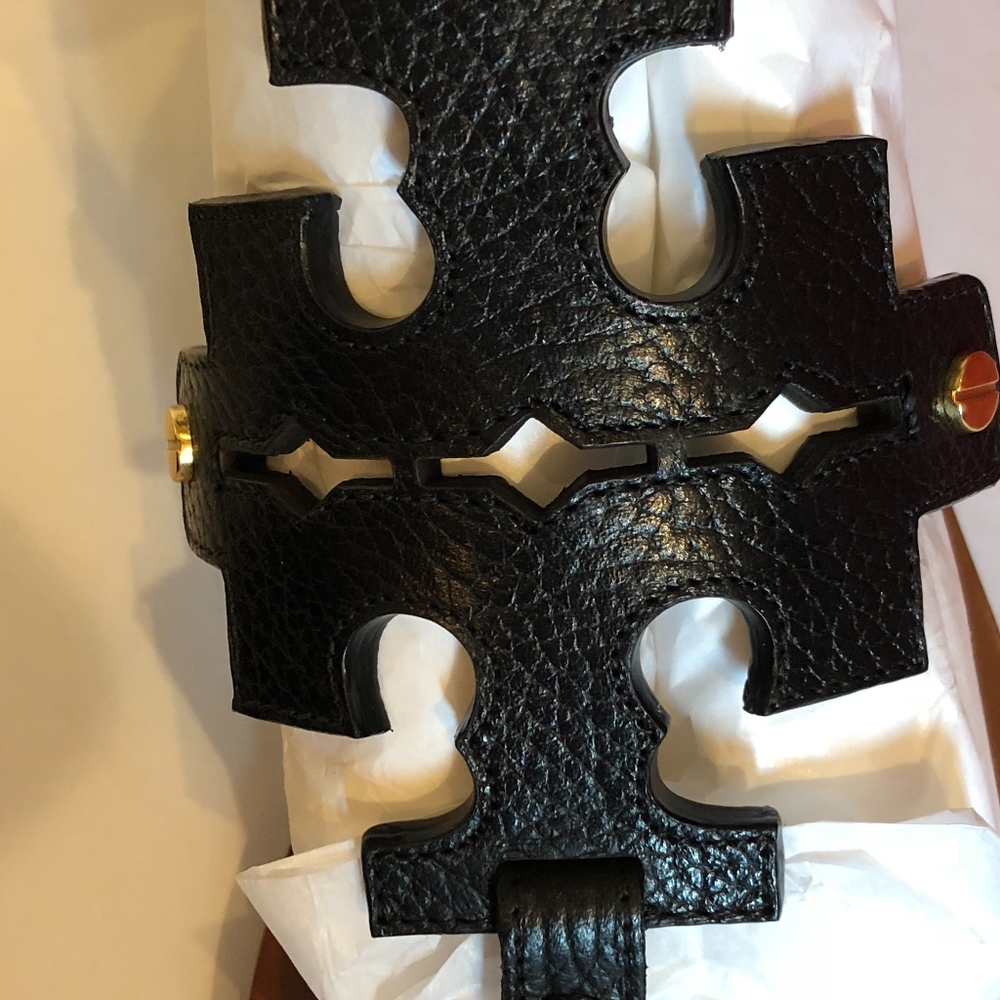 *SOLD OUT*TORY BURCH Phoebe Logo Flat Thong-8.5 - Picture 8 of 8